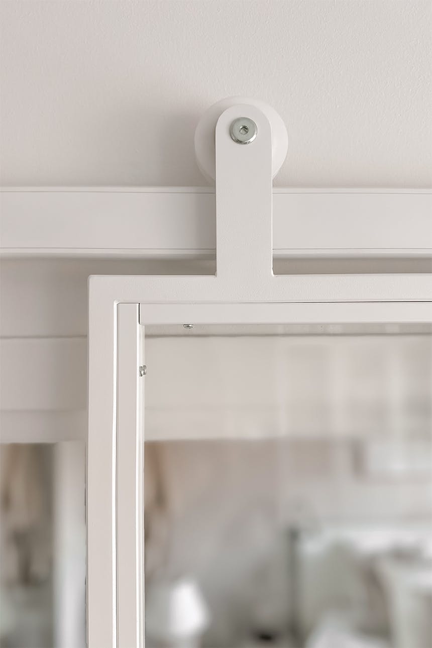 weißes Schiebesystem für Metalltüren