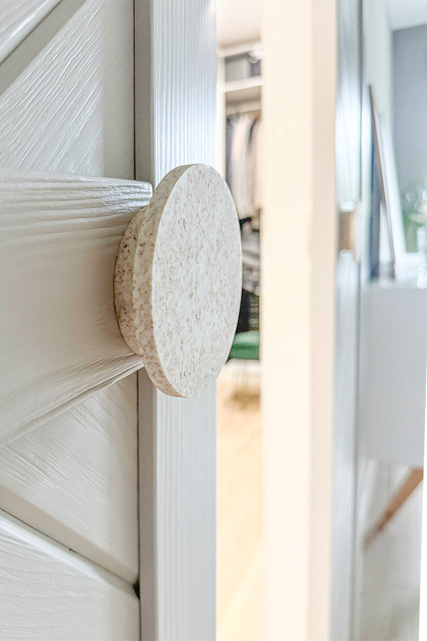 okrągły uchwyt do drewnianych drzwi przesuwnych