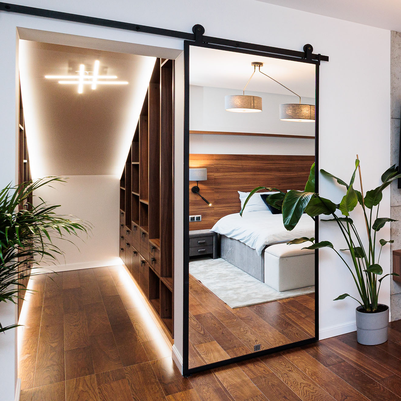 drzwi przesuwne z lustrem do garderoby w stylu nowoczesnym