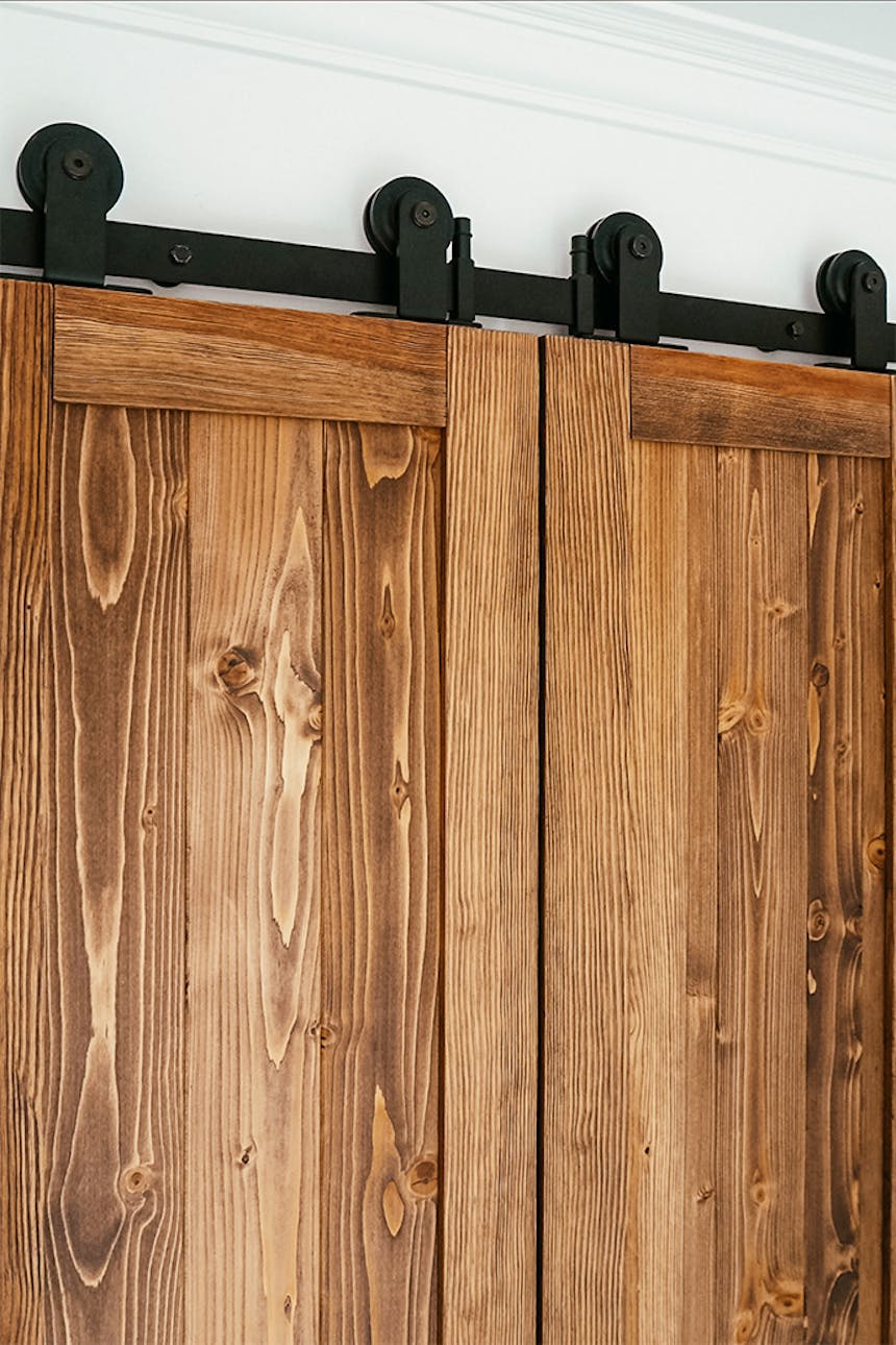 Doppelschiebetür holz im Schlafzimmer