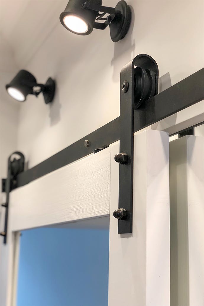 sliding system, sliding door track, sliding door with mirror, solid wood sliding door, wooden door with mirror, sliding door in the hallway, mirror in the hallway, sliding mirror